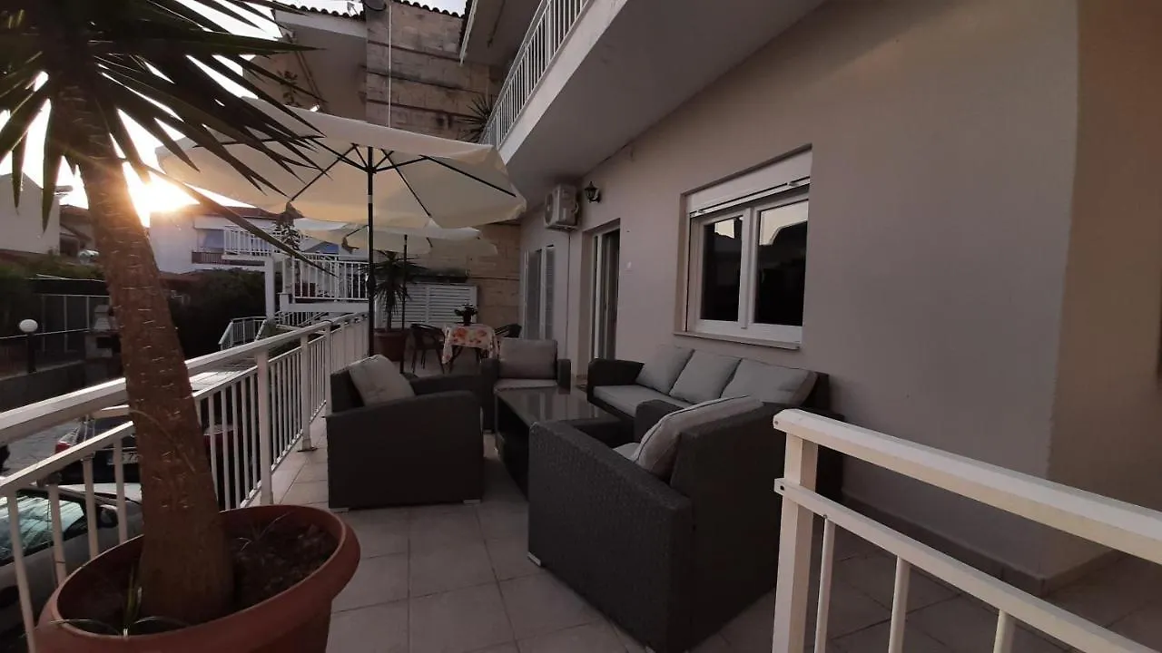 Irida Apartments Nea Skioni 0*,