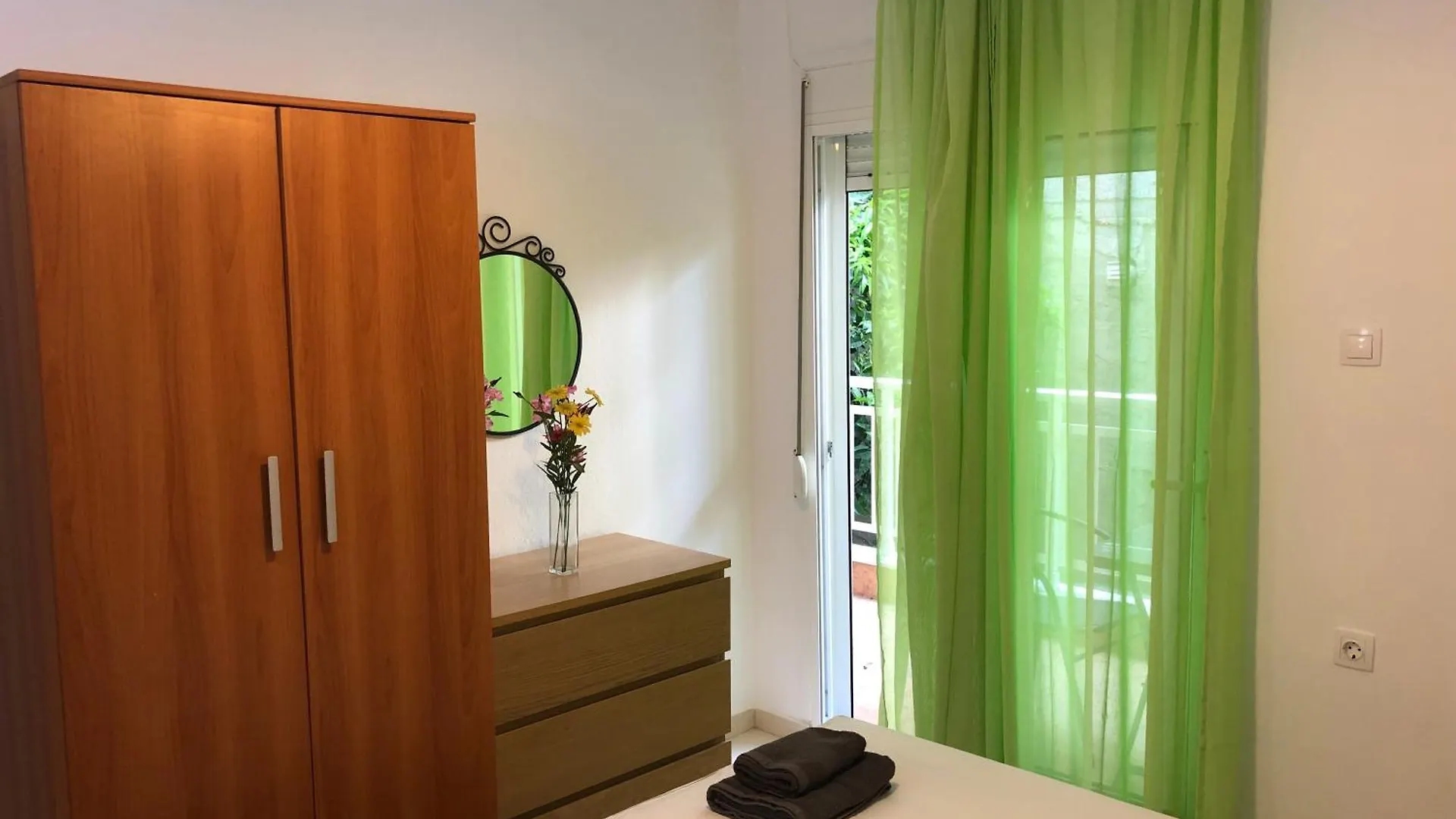 Irida Apartments Nea Skioni