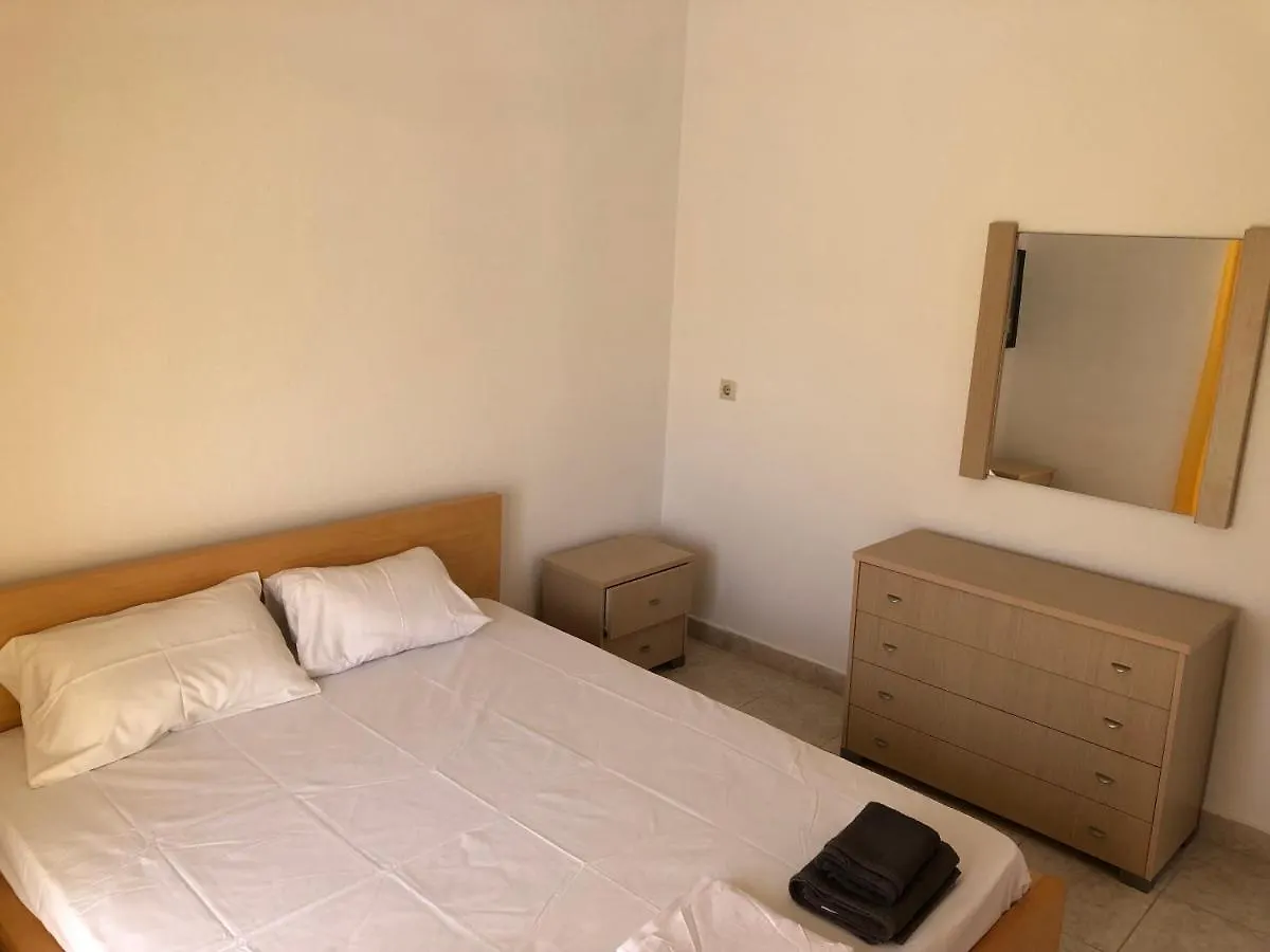 Irida Apartments Nea Skioni