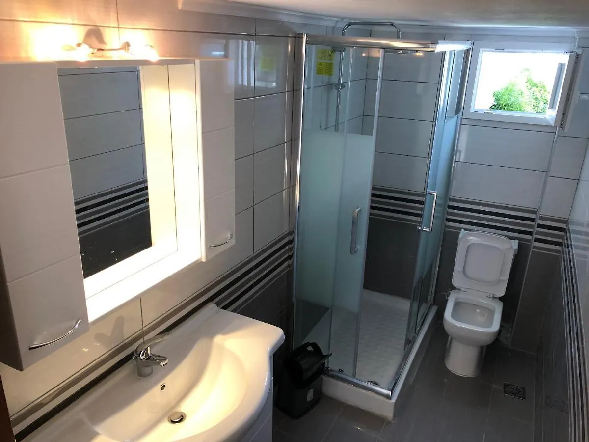 Irida Apartments Nea Skioni 0*,